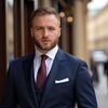 Логотип телеграм канала @vrezh_dubai — Vrezh Sirakanyan 🇦🇪