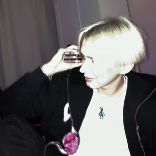 Логотип телеграм канала @vrode_vlados — Вроде Владос 👽