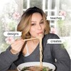 Логотип телеграм канала @vuilveng_teaches — алина | дизайн для репетиторов