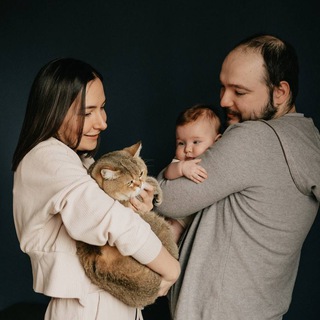 Логотип телеграм канала @wanny — Ваниевы в декретном отпуске