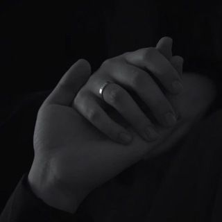 Логотип телеграм канала @weaafixs — бездна моих мыслей.