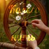 Логотип телеграм канала @wheel_and_thread — 🧶 Колесо и нить 🌿