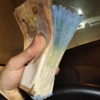 Logo of telegram channel whereamazinghappens — Cream.betting