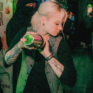 Логотип телеграм канала @withheer — 👽kirka.medvedevaa😸