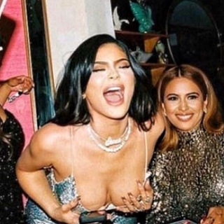 Логотип телеграм канала @wom_world_g — Women's World