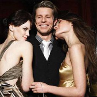 Логотип телеграм канала @womenhacking — ДОД