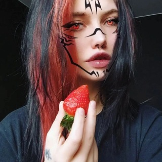 Логотип телеграм канала @xkrsdmx — B/Trifolium