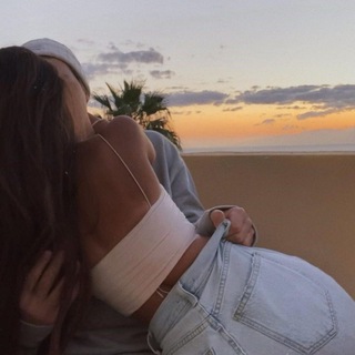 Логотип телеграм канала @xomussic — твой плейлист