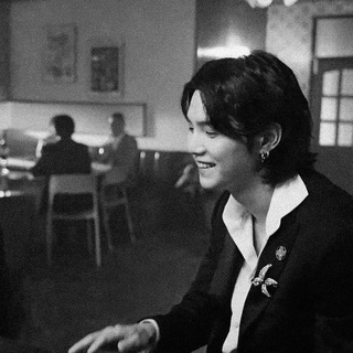 Логотип телеграм канала @xtaeyong_moonx — райская смерть.