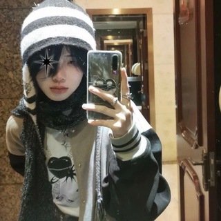 Логотип телеграм канала @y2kwilberries — y2k wb ⁺˳✧༚