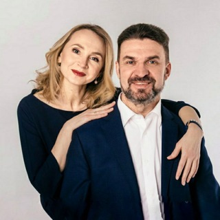 Логотип телеграм канала @yakovlevy_family — Елена и Алексей Яковлевы