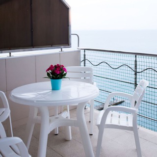 Логотип телеграм канала @yaltaugra — Отдых в Крыму