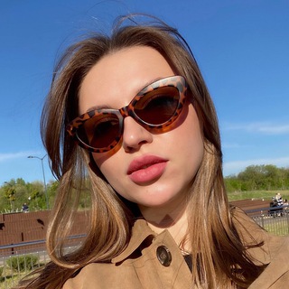 Логотип телеграм канала @yanaochemrech — О чём речь, Яна?