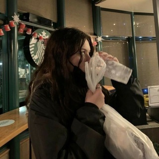 Логотип телеграм канала @yazykin — миленькие языки для Тг;;