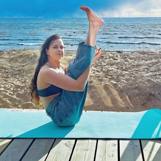Логотип телеграм канала @yoga_s_markov — Йога женского настроения