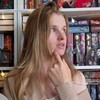 Логотип телеграм канала @yong_books — Аня Букса || рождённая читать
