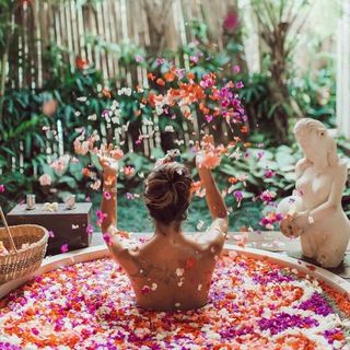 Логотип телеграм канала @you_video_photo — 💜Путешествия по миру💜