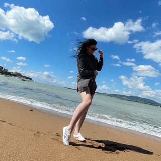 Логотип телеграм канала @yulchik32 — Юльчик ✌️