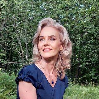 Логотип телеграм канала @yulia32015 — Юлия Малиновская