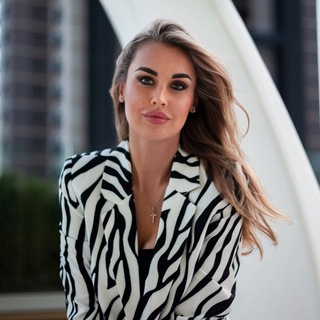 Логотип телеграм канала @yulianabusiness — Юлиана | pro бизнес на WB🍒