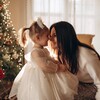 Логотип телеграм канала @yuliyapazh — Юля и Уля | про жизнь мамы🌸