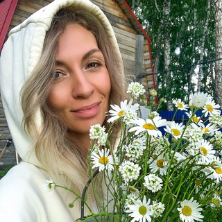 Логотип телеграм канала @yurilina_yana — Кучерявая усадьба