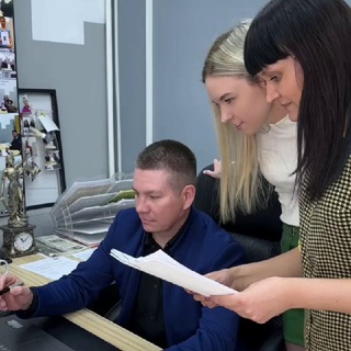 Логотип телеграм канала @zakonnikrf — ЗаконНикРФ Банкротство физ. лиц