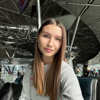 Логотип телеграм канала @zubakova_nadya — WB на пляже 🏖️ | Надежда Зубакова