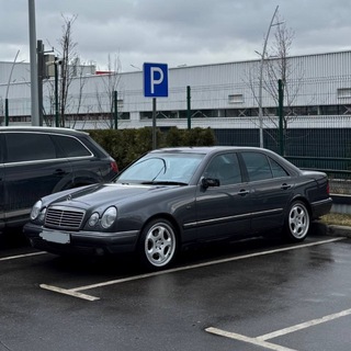 Telegram chat Mercedes E W210 Чат logo