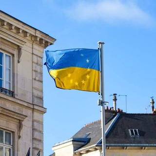 Логотип телеграм-чата ukrchalonsenchampagne — УКРАЇНЦІ в Реймсі, Шалоні ен Шампань та навколо
